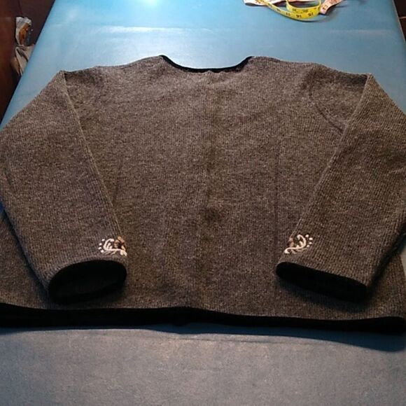 Croft & Barrow Women's XL Wool Blend Velvet Trim Silver tone Metal Buttons - Picture 5 of 9